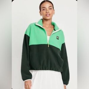 Old Navy ‘94 Retro Fleece Half Zip